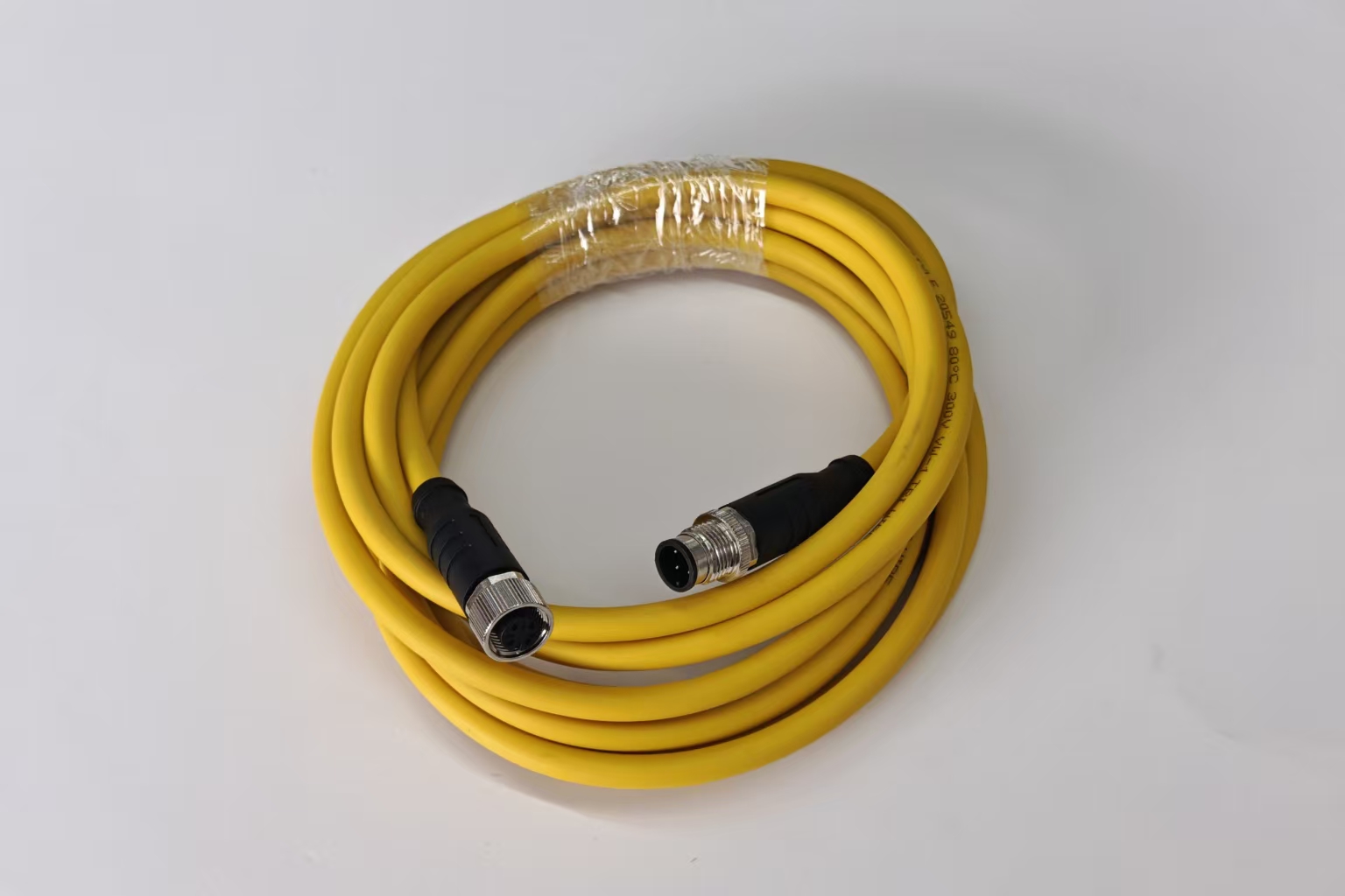 Comparing Different Types of Connectors for Automotive Use