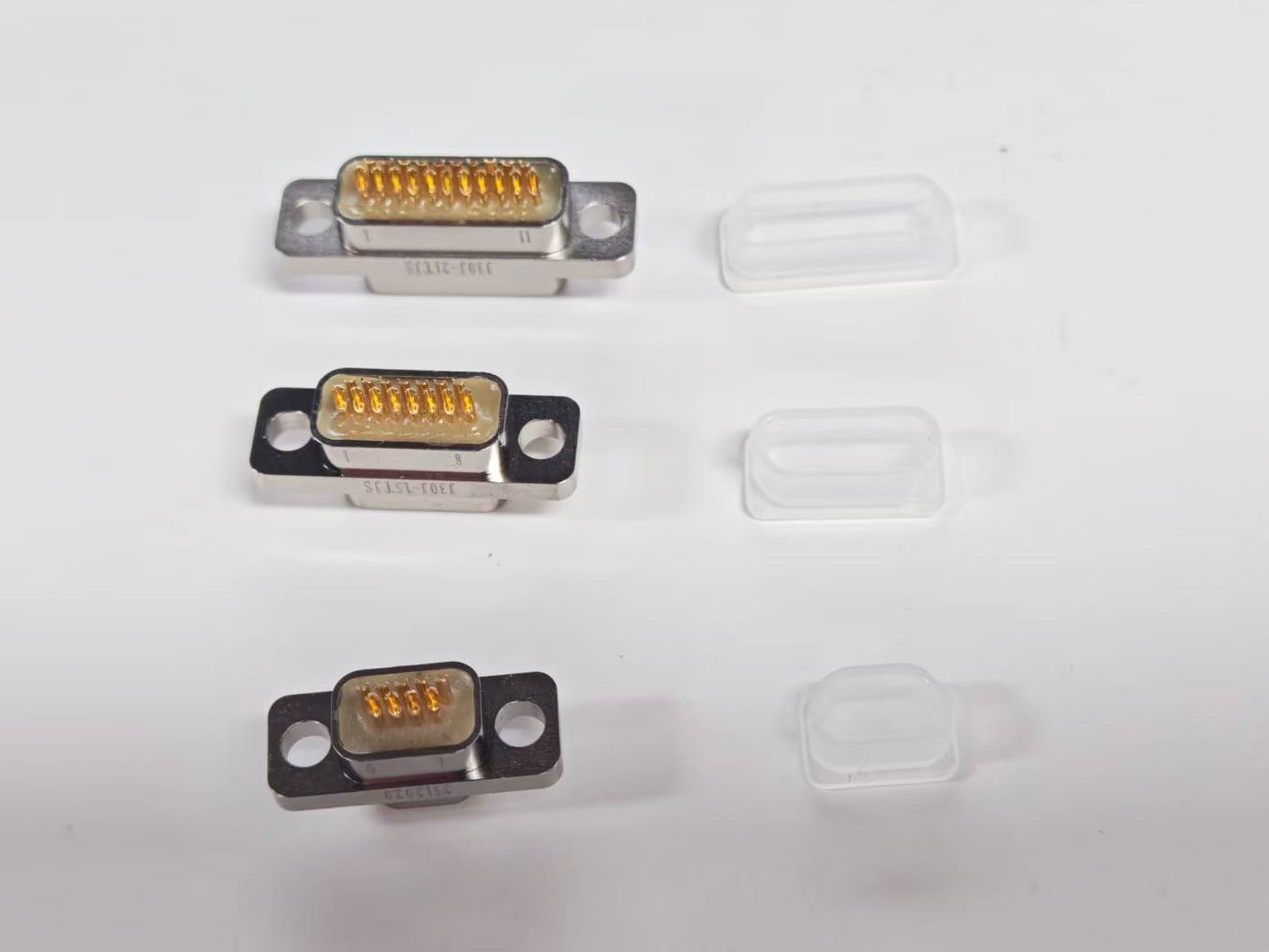 Maximizing Sourcing Effectiveness with the CDBF Twist Pin 33-21-25 Male Female Connector